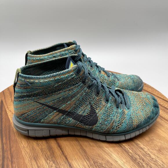 chukka sneakers nike